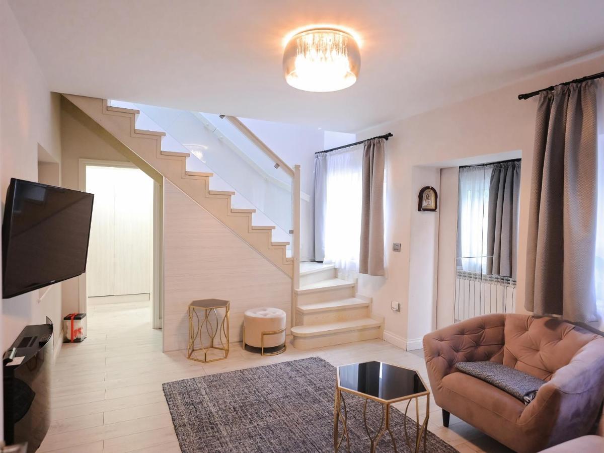 Ase Premium House Villa Suceava Eksteriør billede